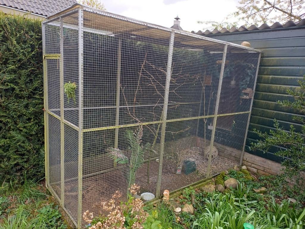 Voliere aluminium, Dieren en Toebehoren, Vogels | Hokken en Kooien, Ophalen, Zo goed als nieuw, Aluminium, Volière