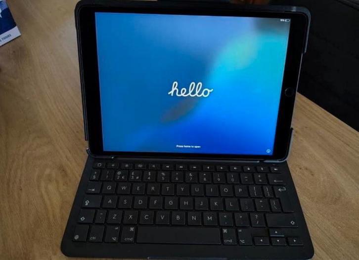 Ipad Air 3 generatie, Computers en Software, Apple iPads, Zo goed als nieuw, Apple iPad Air, 10 inch, 64 GB, Ophalen of Verzenden