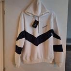 Witte hoodie zwart design maat M unisex trendy sweater, Kleding | Heren, Truien en Vesten, Ophalen of Verzenden, Nieuw, Maat 48/50 (M)