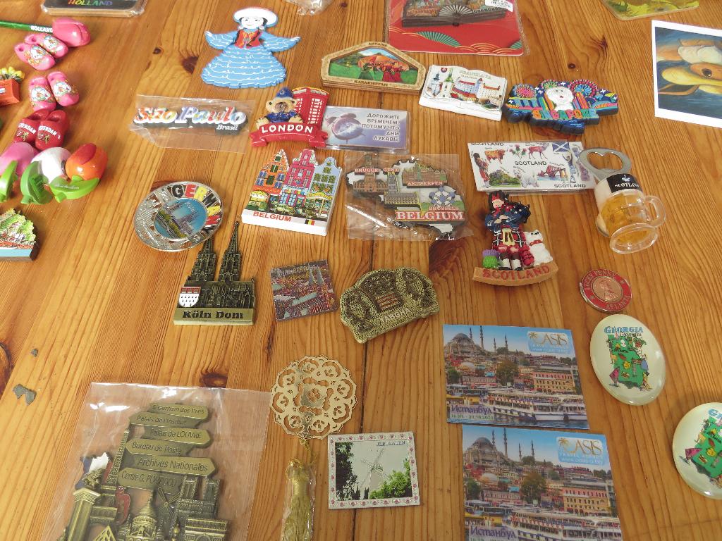 toeristenitems oa koelkast magneten buitenland, Hobby en Vrije tijd, Overige Hobby en Vrije tijd, Nieuw, Ophalen of Verzenden