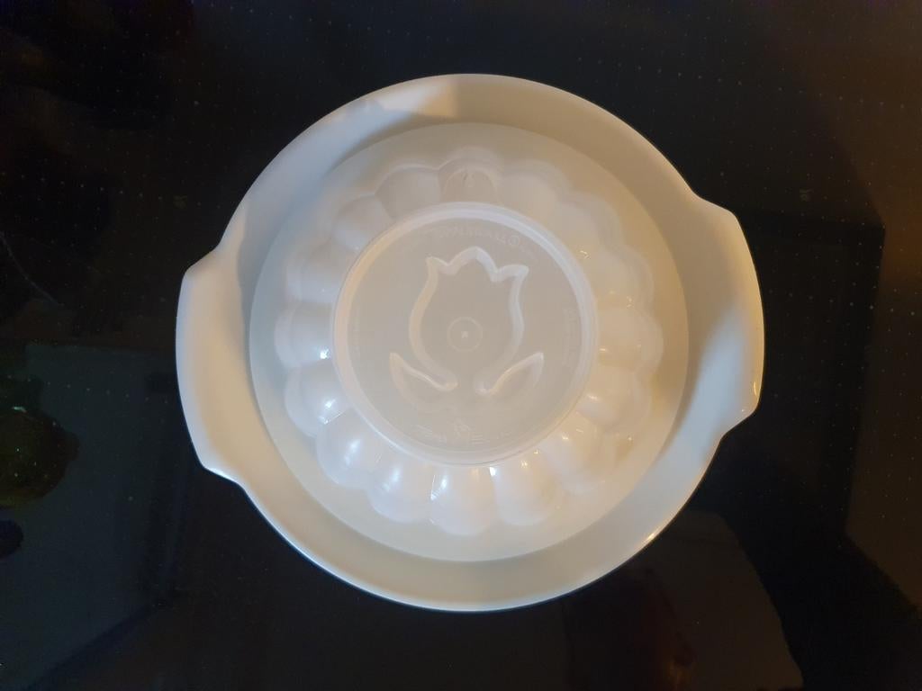 Puddingvorm tupperware, Huis en Inrichting, Keuken | Tupperware, Ophalen, Gebruikt, Wit, Overige typen