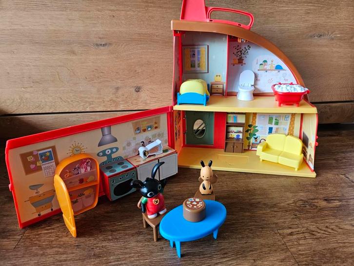 Bing Speelhuis met Figuren en Meubels, Kinderen en Baby's, Speelgoed | Overig, Gebruikt, Jongen of Meisje, Ophalen of Verzenden
