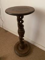 Antieke houten plantentafel met gedraaide poot, Huis en Inrichting, Tafels | Bijzettafels, Ophalen, Minder dan 55 cm, Gebruikt