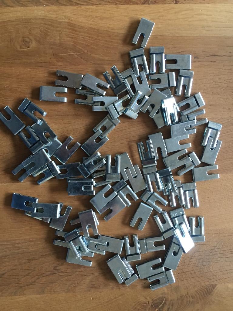 Plafondsteun voor I-rail - steun bevestiging plafond - NIEUW, Huis en Inrichting, Ophalen of Verzenden, Nieuw, Minder dan 100 cm