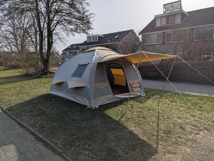 Karsten 325 met koppeltentmogelijkheid en regenluifel, Caravans en Kamperen, Tenten, tot en met 5, Gebruikt, Ophalen