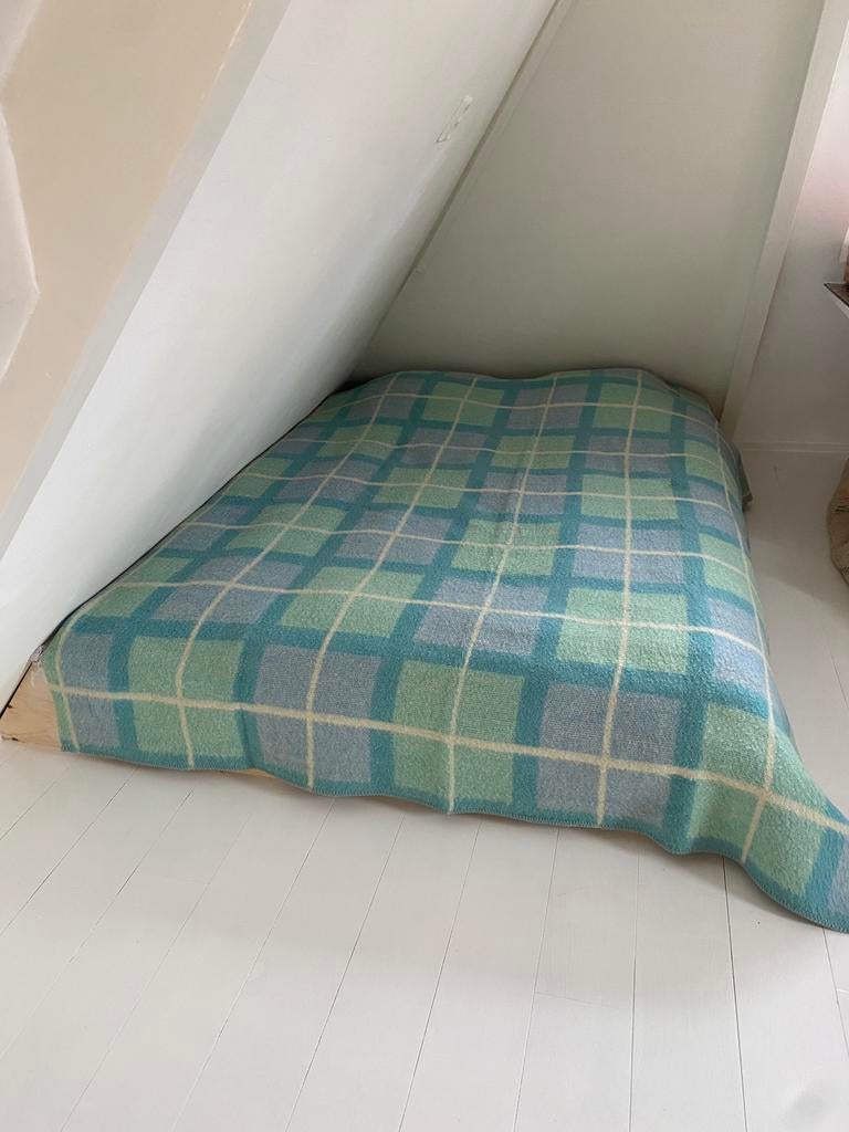 Wollen deken, Ophalen of Verzenden, Zo goed als nieuw, Overige maten, Deken of Dekbed