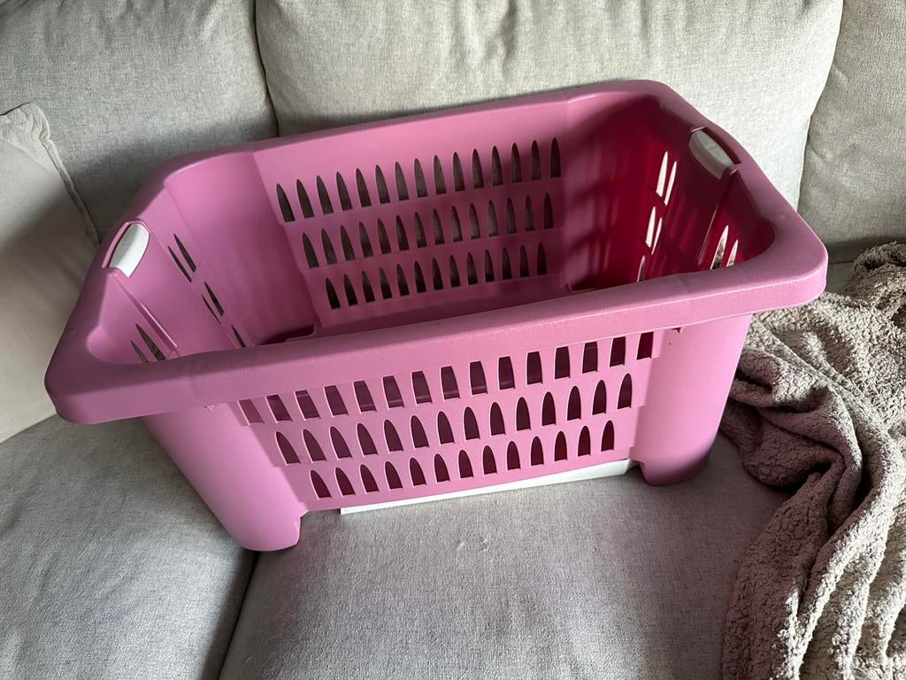 Roze wasmand met poten, Ophalen, Zo goed als nieuw, Roze, Overige typen