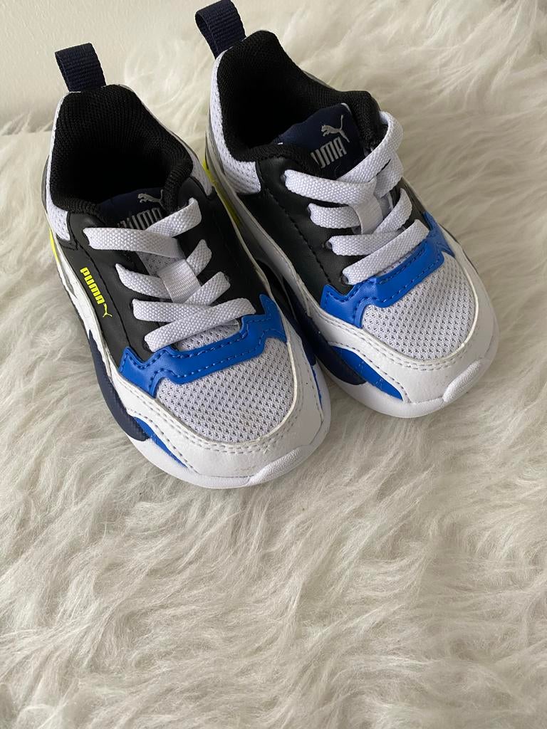 Puma sneakers voor baby's - Maat 20, Ophalen, Nieuw, Jongen of Meisje, Sportschoenen