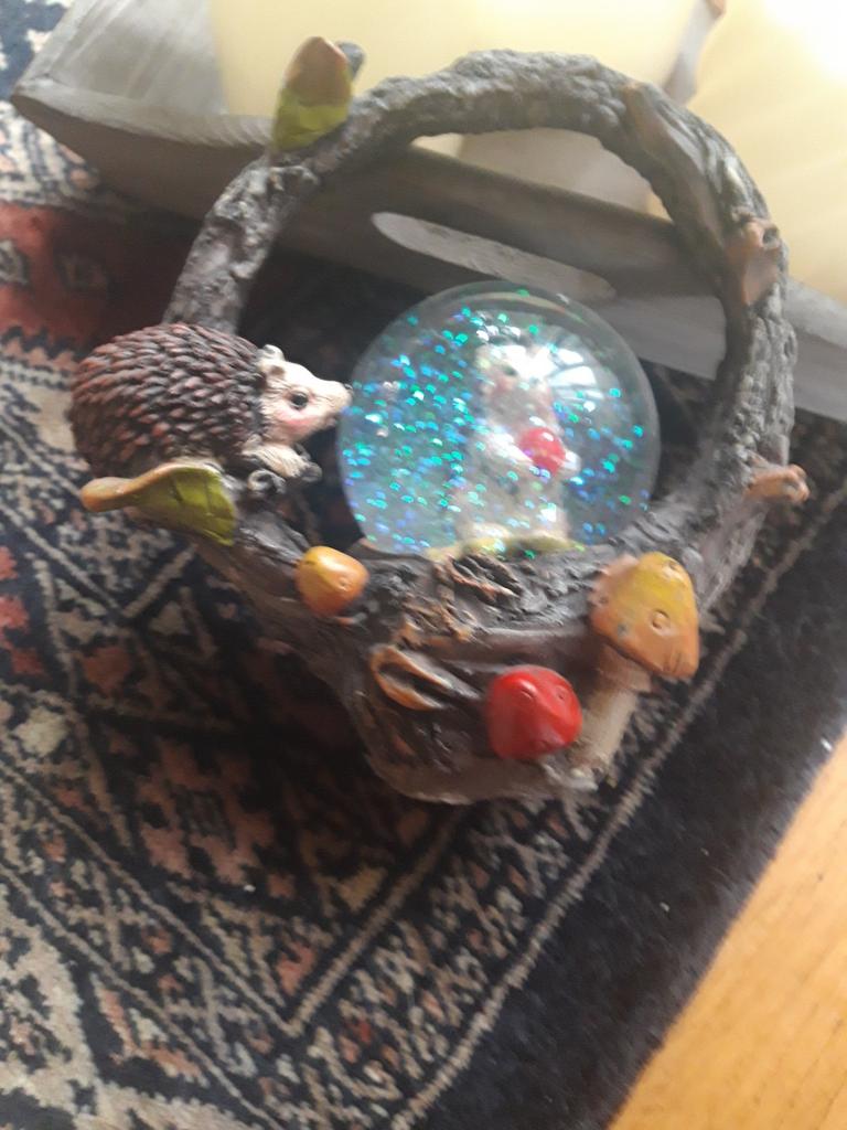 Twee sneeuwbollen/schudbollen, Ophalen of Verzenden, Zo goed als nieuw