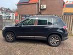 Volkswagen Tiguan 1.4 TSI motor loopt niet goed, Voorwielaandrijving, Euro 5, 15 km/l, Zwart