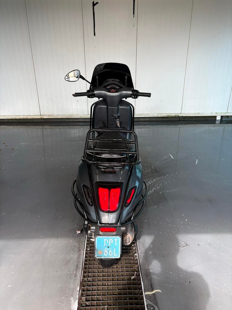 Vespa Sprint IGET 2018, Fietsen en Brommers, Scooters | Vespa, Gebruikt, Overige modellen, Ophalen of Verzenden, Benzine