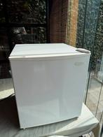 Daewoo en OK. compacte koelkasten, Ophalen, Gebruikt, Minder dan 75 liter, Met vriesvak