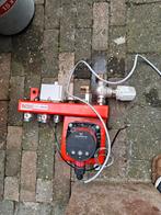 Zuinige Grundfos ALPHA2 15-40 130 + Vloerverwarming Verdeler, Doe-het-zelf en Verbouw, Verwarming en Radiatoren, Gebruikt, Minder dan 30 cm