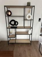 Mooie wandkast maand oud, Huis en Inrichting, Kasten | Wandmeubels, Ophalen of Verzenden, Zo goed als nieuw