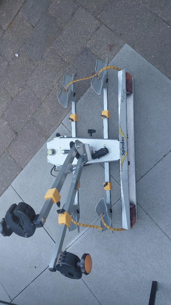 Fietsdrager, Ophalen, Gebruikt, 2 fietsen, Trekhaakdrager