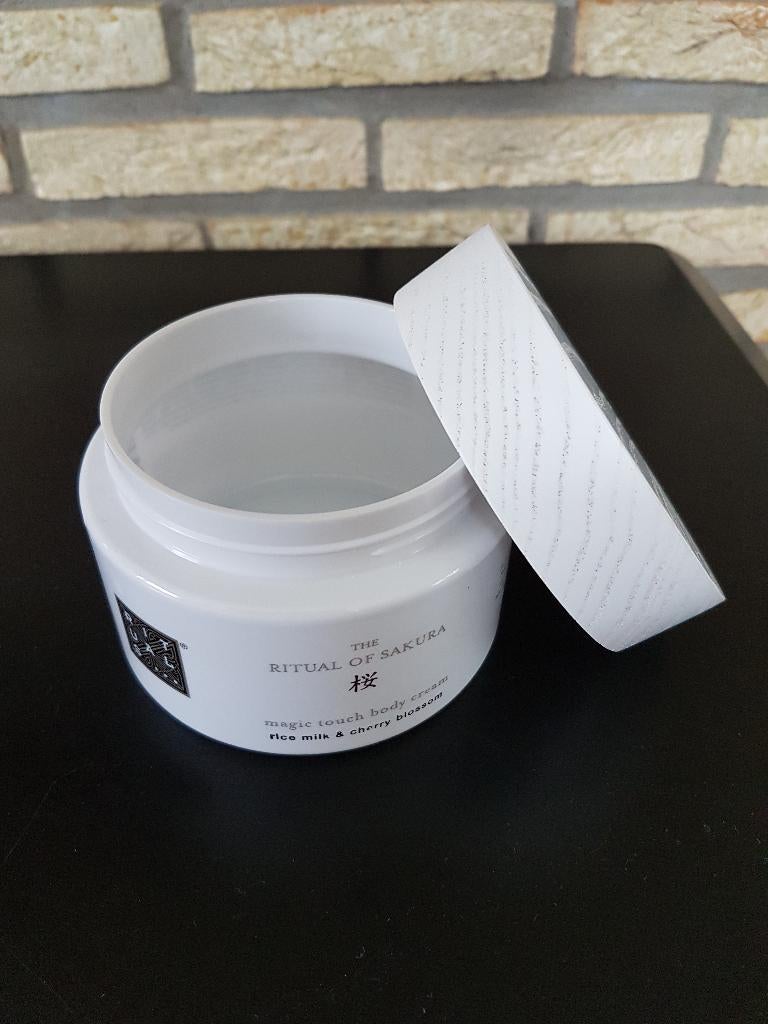 Rituals Body Creme!! LEEG!!, Ophalen of Verzenden, Gebruikt, Bodylotion, Crème of Olie