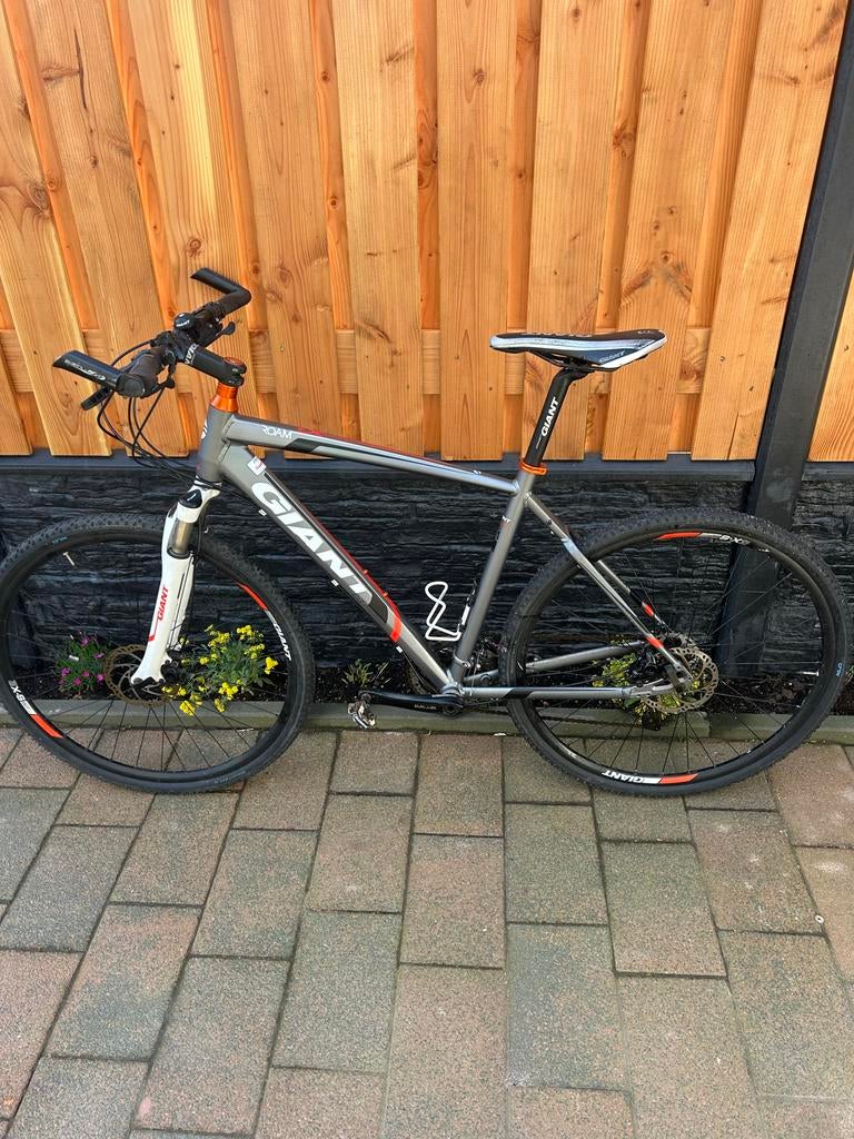Giant Roam hybride fiets – licht, sportief en comfortabel, Fietsen en Brommers, Ophalen, 28 inch, Gebruikt, Vering