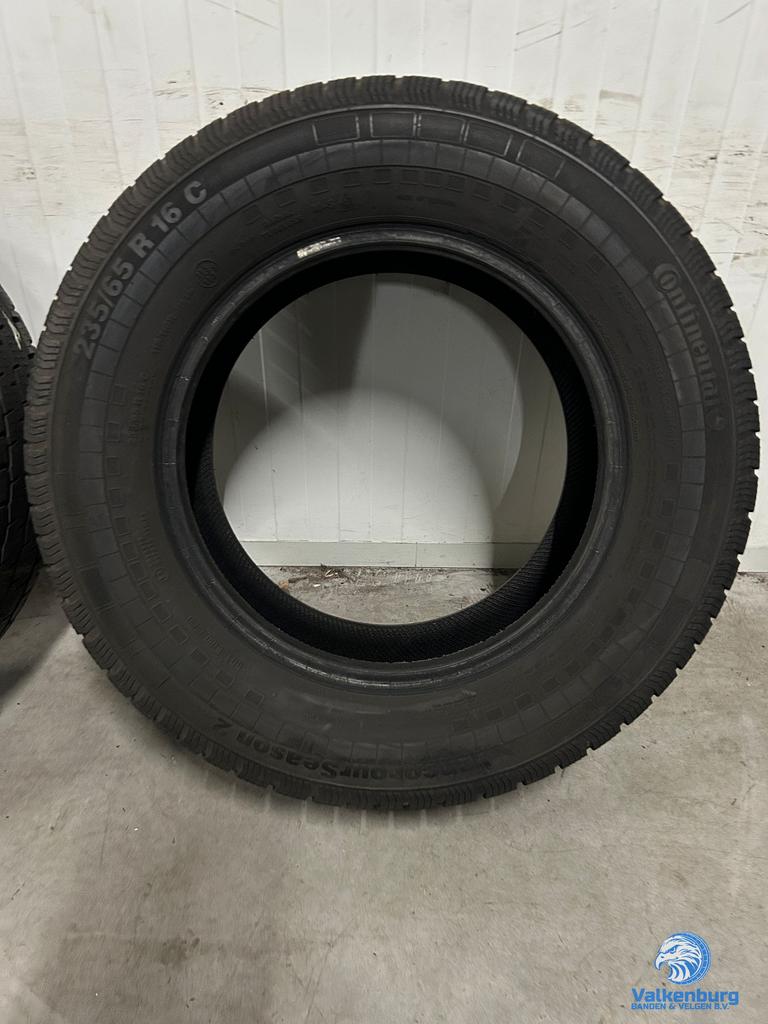 5mm! Allseasonbanden 235/65R16C Continental Vanco 4 Seasons, Gebruikt, -, Ophalen of Verzenden, 235 mm
