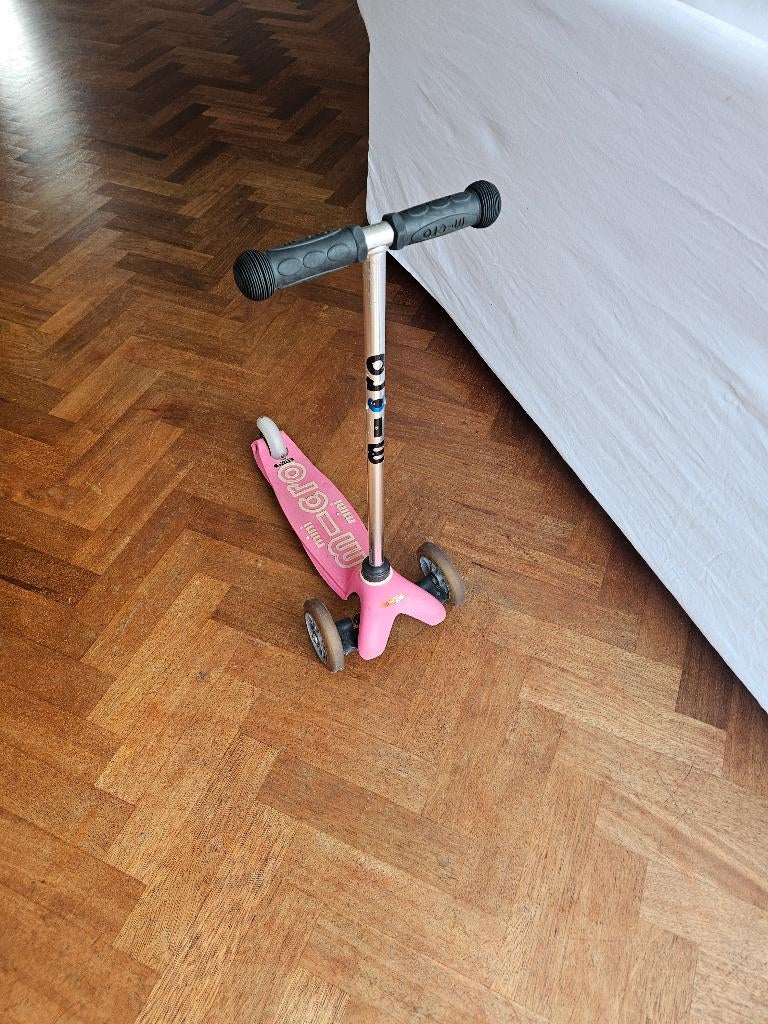 Micro Mobility Mini-step met 3 wielen Pink, Fietsen en Brommers, Steps, Zo goed als nieuw, Gewone step, Ophalen