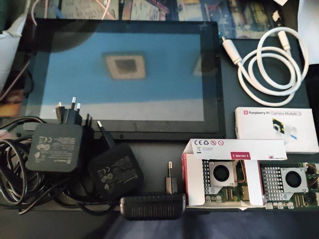 2x Raspberry Pi 5 (8GB) + Touchscreen + Camera Set, Ophalen, Zo goed als nieuw