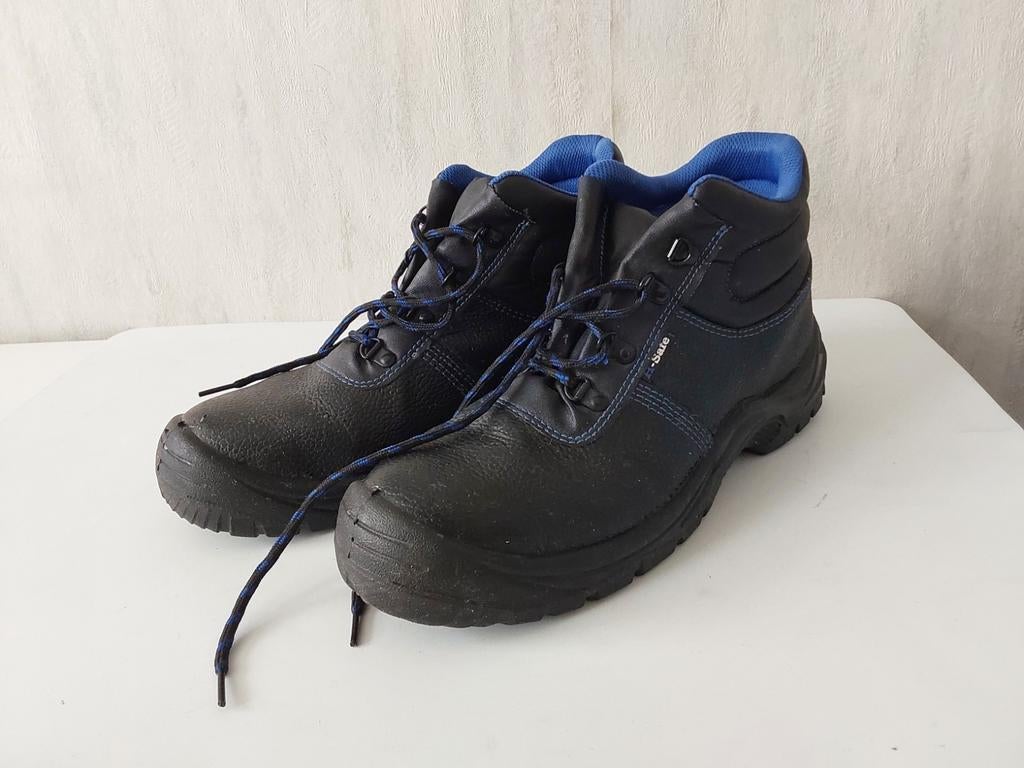 Werkschoenen 🥾🥾 maat 46, Ophalen of Verzenden, Gebruikt