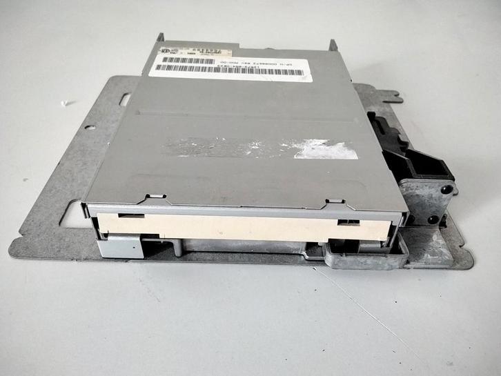 1.44mb diskettestation,  specifiek voor de Dell Optiplex GX1, Computers en Software, Vintage Computers, Ophalen of Verzenden