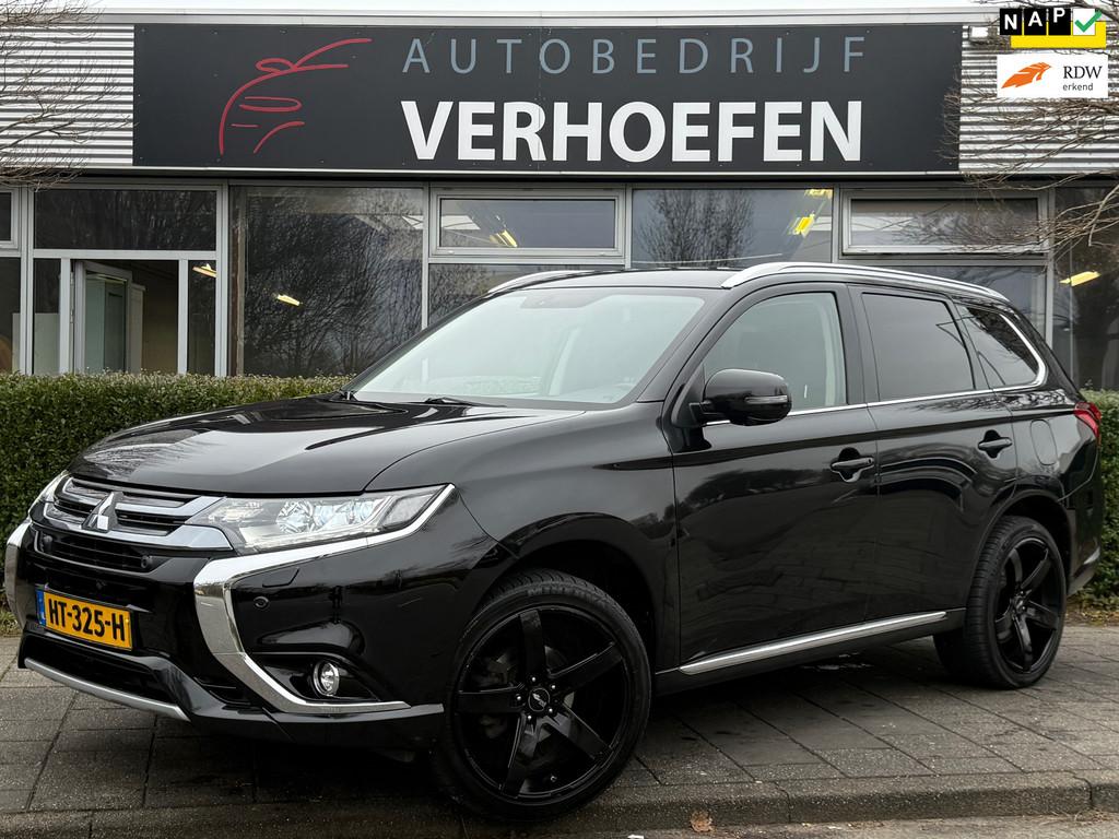 Mitsubishi Outlander 2.0 PHEV instyle - 360 CAMERA - STOEL /, Auto's, Mitsubishi, 1998 cc, 4 cilinders, 1820 kg, Zwart