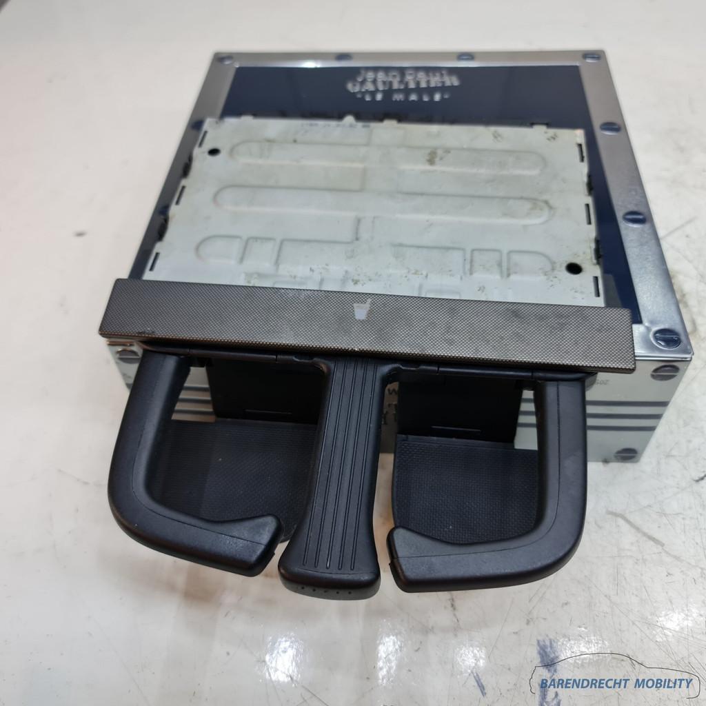 VW Golf IV Bora bekerhouder 1J0858601D nieuw model cupholder, Auto-onderdelen, Interieur en Bekleding, Gebruikt, Volkswagen, Volkswagen AG