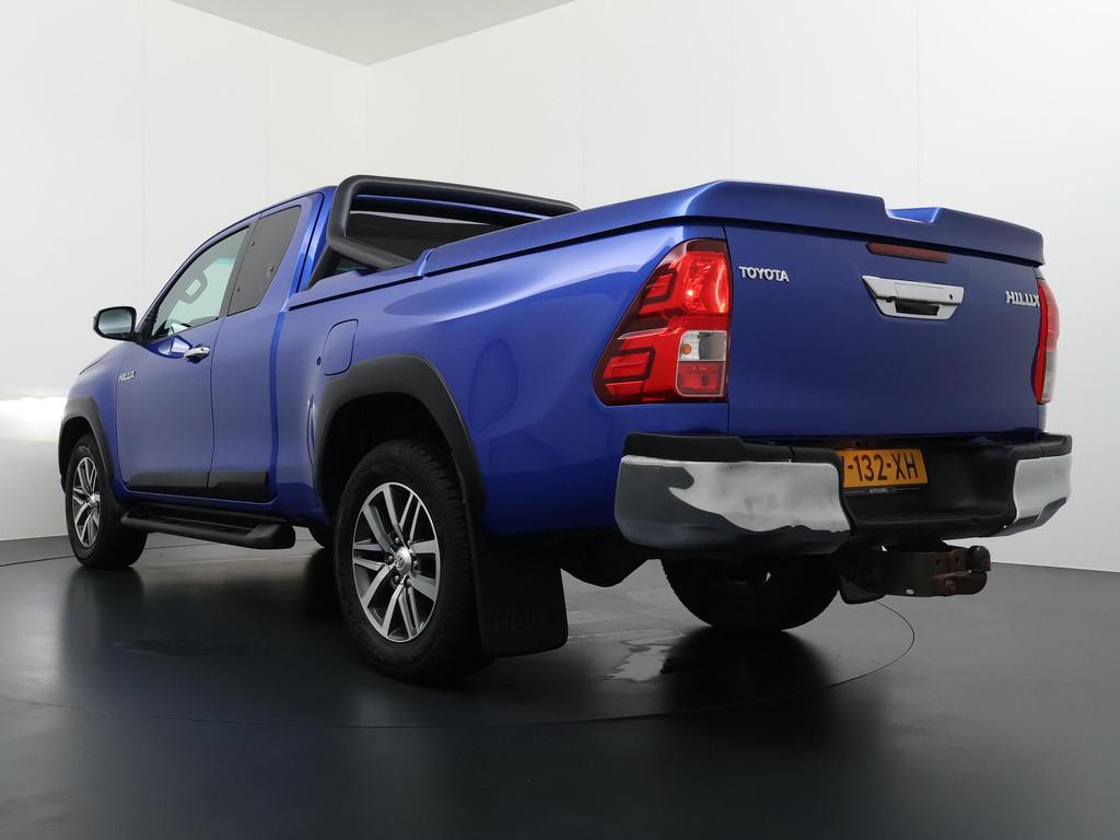 Toyota HiLux 2.4 D-4D-F 4WD 4x4 Xtra Cab Challenger Trekhaak, Auto's, Gebruikt, Euro 6, 4 cilinders, 150 pk