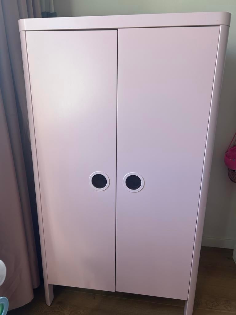 IKEA BUSUNGE Kast Zachtroze - 80x139 cm, Overige materialen, Gebruikt, 100 tot 150 cm, 50 tot 100 cm