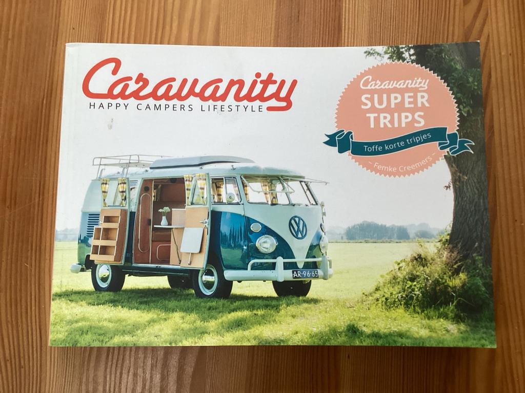 Caravanity Super Trips - Toffe tripjes (camper / caravan), Boeken, Ophalen of Verzenden, Reisgids of -boek, Benelux, Gelezen