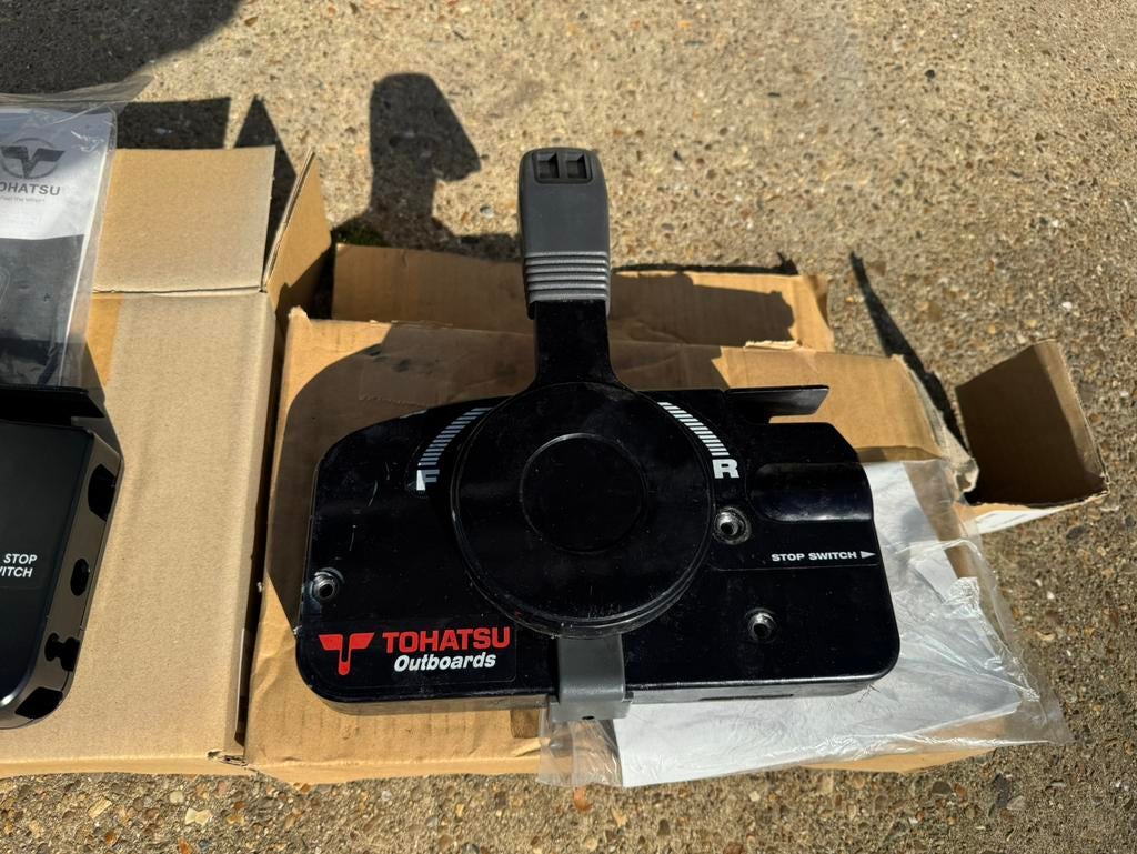 Te koop gebruikte schakelkast Tohatsu buitenboordmotor, Ophalen, Zo goed als nieuw, Motor en Techniek, Zeilboot of Motorboot