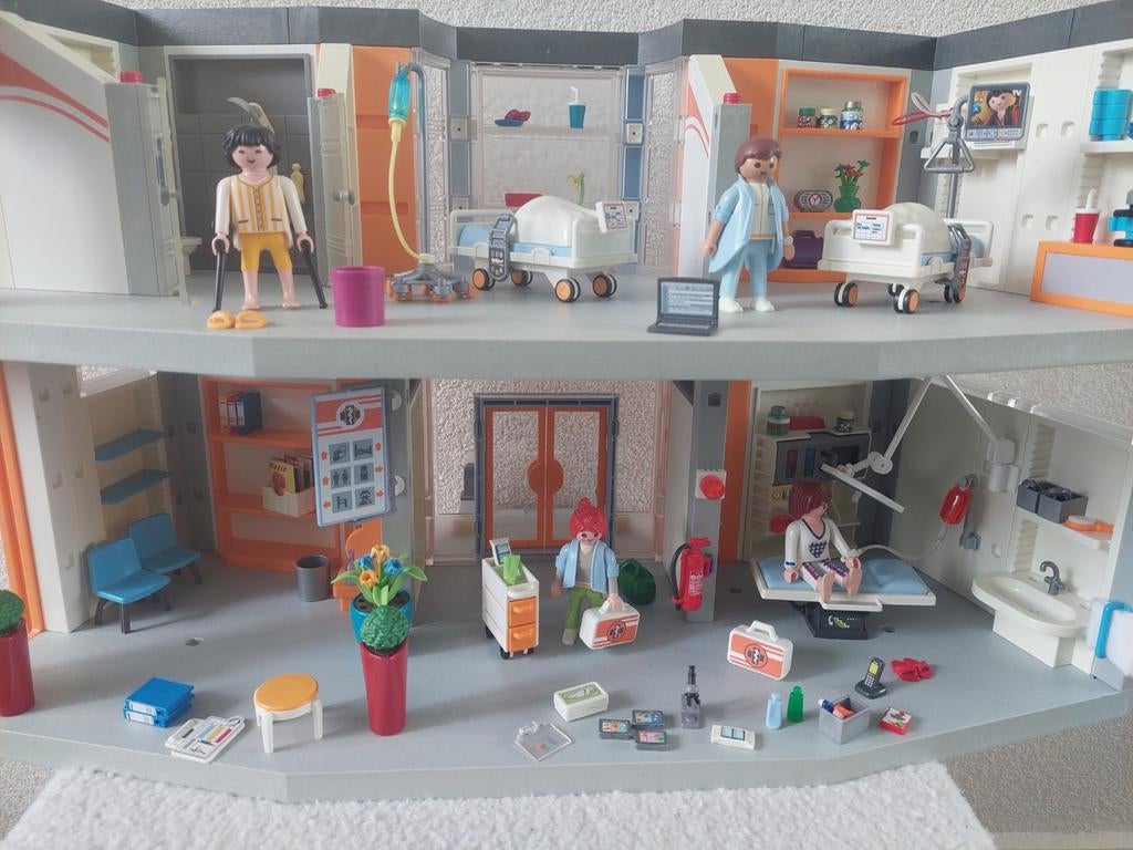 Playmobil 70190 Ziekenhuis incl. inrichting, Kinderen en Baby's, Speelgoed | Playmobil, Ophalen, Gebruikt, Complete set