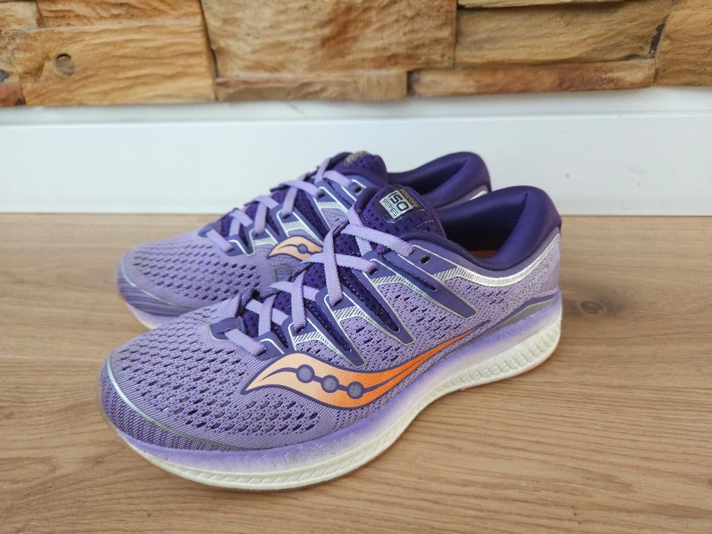 Saucony Triumph Iso maat 40 hardloopschoenen wandelschoenen!, Hardloopschoenen, Ophalen of Verzenden, Zo goed als nieuw, Hardlopen