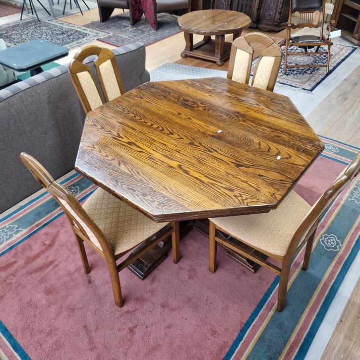 8-hoekige eiken eettafel eventuerl met 4 stoelen, Huis en Inrichting, Stoelen, Gebruikt, Ophalen