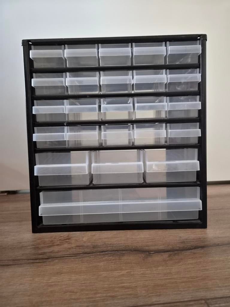 Raaco metalen vakjeskast 24, Ophalen of Verzenden, Zo goed als nieuw