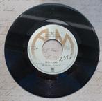 bell & james - livin'it up  (11), Gebruikt, Overige genres, 7 inch, Single