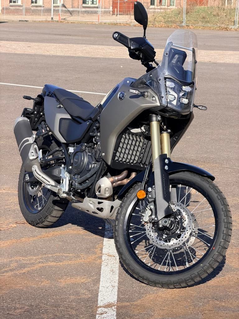 Yamaha Ténéré 700 Low 2025 - Frozen Titanium, als nieuw!, Motoren, Motoren | Yamaha, 2 cilinders, Motorrijbewijs A, Particulier