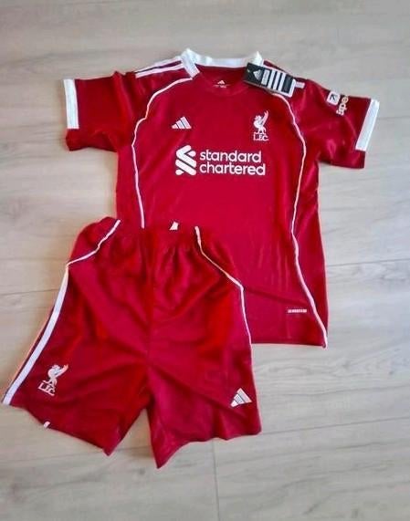 Liverpool Thuis Tenue 2025-2026, Maat XS of kleiner, Verzenden, Nieuw, Set