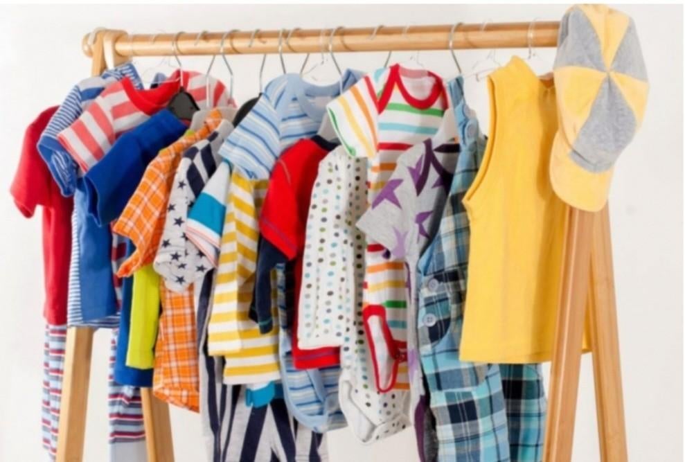 Gezocht: gratis Kinderkleding, Ophalen of Verzenden, Zo goed als nieuw, Overige maten