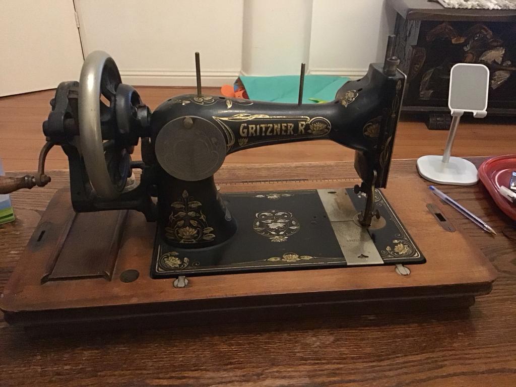Antieke Gritzner R Naaimachine - Decoratief Stuk, Antiek en Kunst, Antiek | Naaimachines, Ophalen