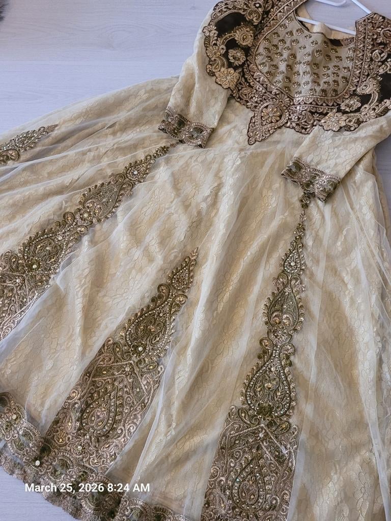 Indiase jurk met borduursels, Ophalen, Gedragen, Maat 38/40 (M), Beige