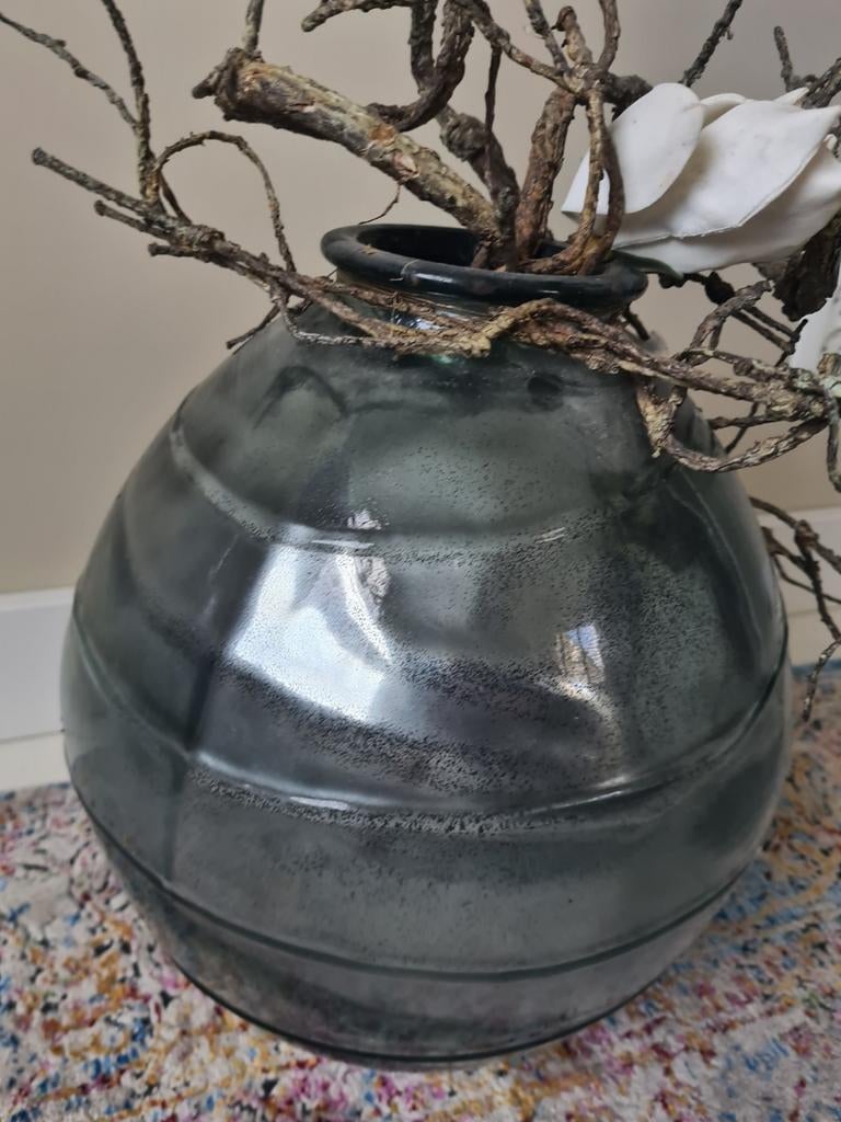 2 mooie vazen / vaas / pot. IJsblauw / zilverkleurig, Huis en Inrichting, Woonaccessoires | Vazen, Ophalen, Zo goed als nieuw