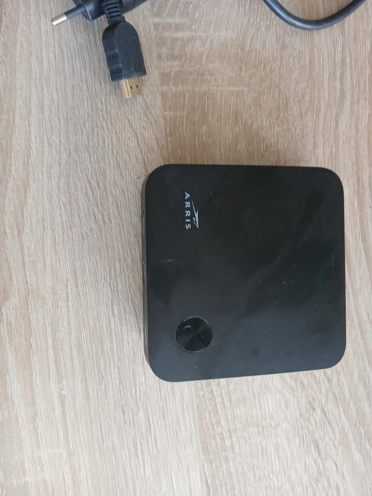 Kleine KPN tv ontvanger Arris, Ophalen