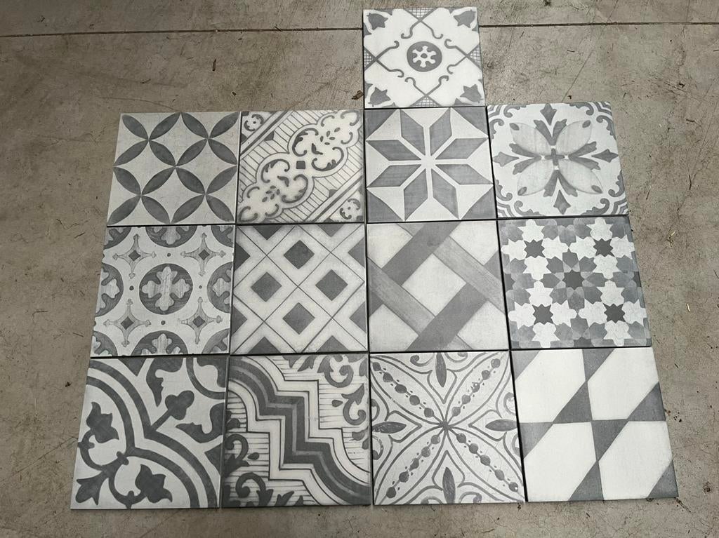 189 m2 Tegels Tradition Mix 25x25, Doe-het-zelf en Verbouw, Tegels, Nieuw, Vloertegels, Keramiek, 20 tot 40 cm, 20 tot 40 cm, 10 m² of meer