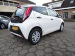 Toyota Aygo 1.0 VVT-i x-fun AIRCO/CRUISE/5 DEURS, Auto's, Voorwielaandrijving, Stof, Gebruikt, Start-stop-systeem