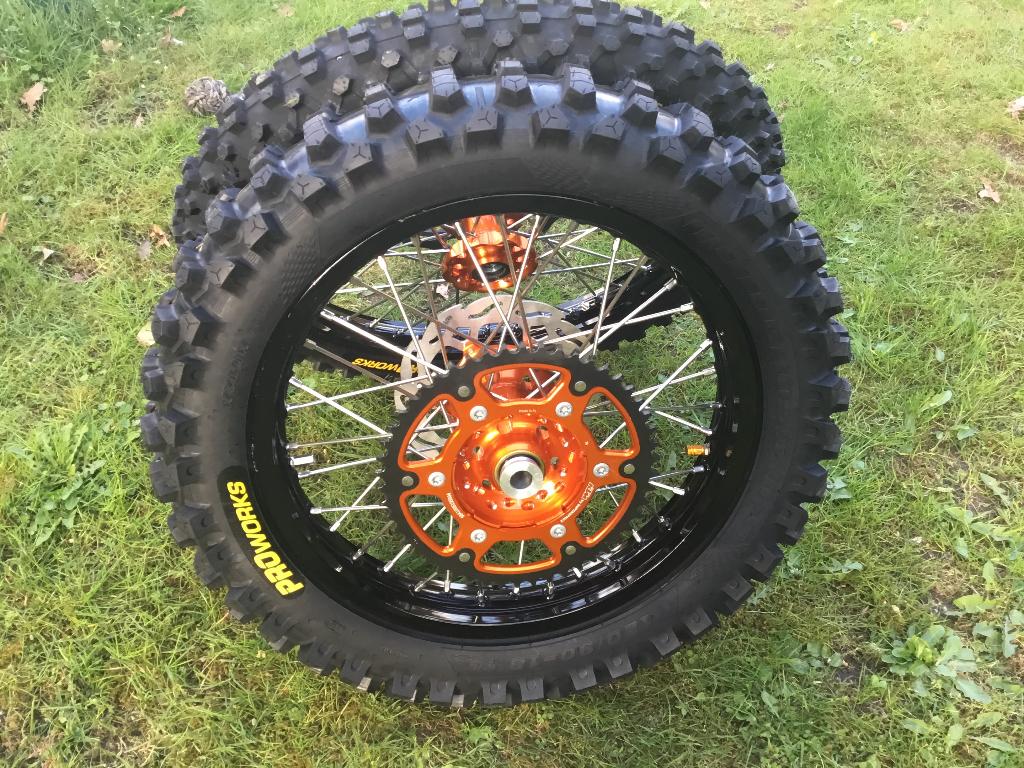 Ktm enduro wielen nieuw oranje naaf kompleet, Motoren, Onderdelen | Overige, Ophalen of Verzenden, Nieuw