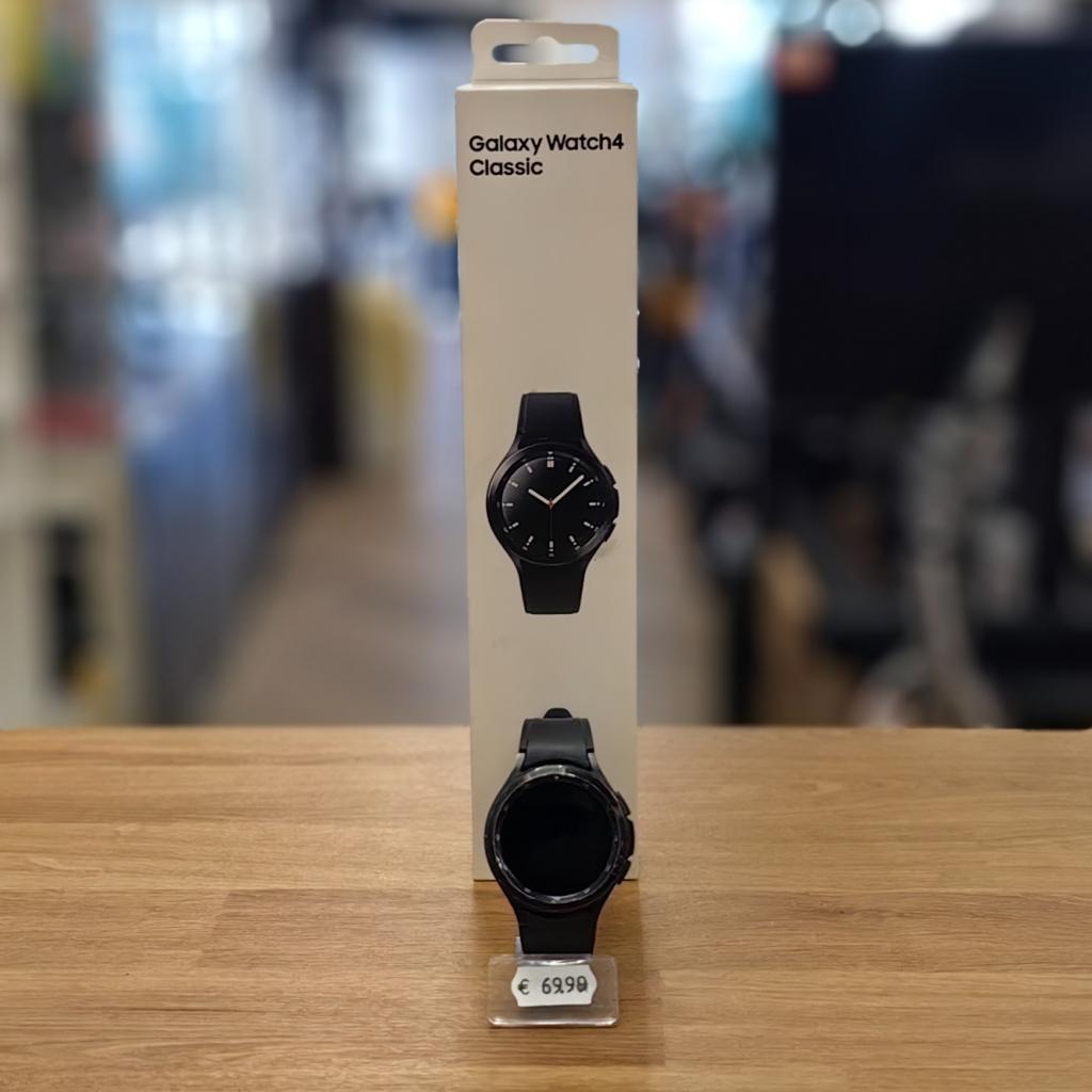 Samsung Galaxy Watch4 Classic 46MM - In Nette Staat, Samsung, Zo goed als nieuw, Support@Samsung.com, 129, Samsung-ro, Yeongtong-gu
Suwon-si, Gyeonggi-do 16677
South Korea