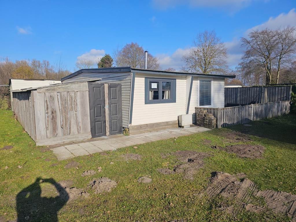 Ruime chalet te koop