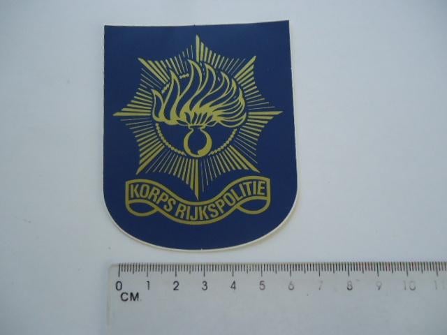sticker oud Korps rijkspolitie politie blauw rijks retro, Verzamelen, Stickers, Verzenden, Zo goed als nieuw, Bedrijf of Vereniging